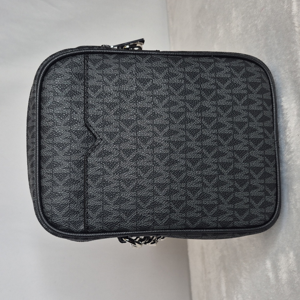 Michael Kors Jet Set Travel Black Chain Crossbody Bag (UNISEX) - Picture 5 of 16